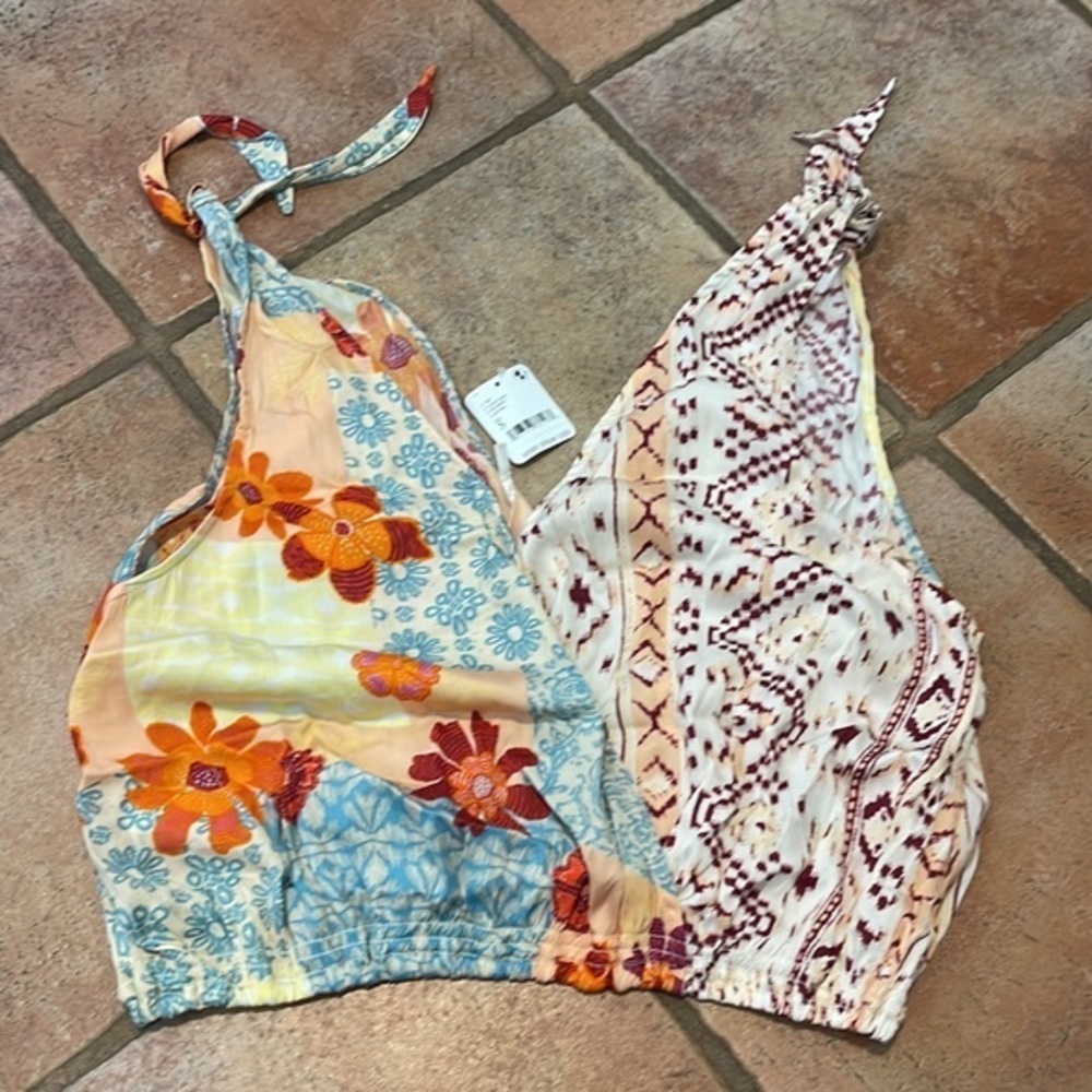 Free people tied to you tank top. Color is tropical combo. - Picture 6 of 7